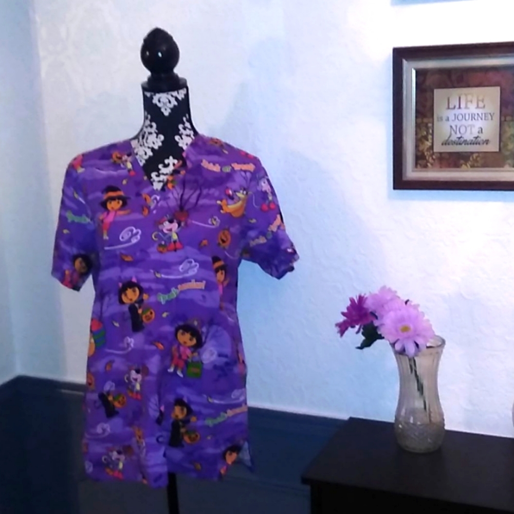 Nick Jr size medium scrub shirt